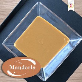 Acquista CREMA OTELLA MANDORLA | Elenka | secchiello da 3 kg. | Crema alla mandorla per la preparazione del cremino in vaschetta