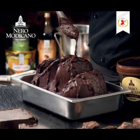 NERO MODICANO BLACK CHOCOLATE GELATO BASE - 1,6 Kg. | Elenka | Pack: bag of 1,6 kg. | Powder base for the making of Modica Choco