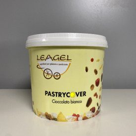 PASTRY COVER WHITE CHOCOLATE - GLAZING FOR PASTRY LEAGEL | Leagel | bucket of 3,5 kg. | Specific coating for pastry with 54% of 