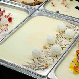 LOVERIA COCONUT - 5,5 Kg. CREMINO ICE CREAM - LEAGEL | bucket of 5,5 kg. | Delicious cream for artisanal gelato with a rich flav