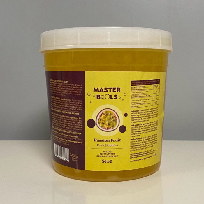 BOBA - GUSTO PASSION FRUIT - PERLINE PER BUBBLE TEA - 1,3 Kg. | Seng | Certificazioni: senza glutine, vegan, senza grassi idroge BOBA - GUSTO PASSION FRUIT - PERLINE PER BUBBLE TEA - 1,3 Kg. | Seng | Certificazioni: senza glutine, vegan, senza grassi idroge